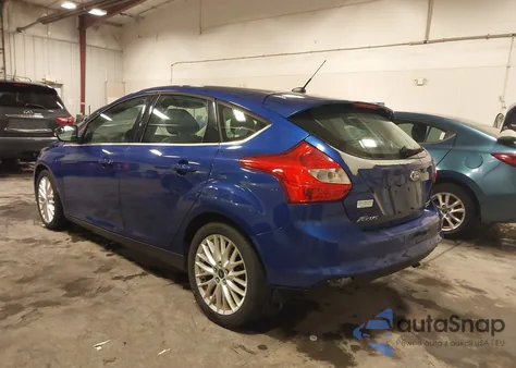 2013 Ford Focus Titanium из США, поврежденный, VIN 1FADP3N24DL138157